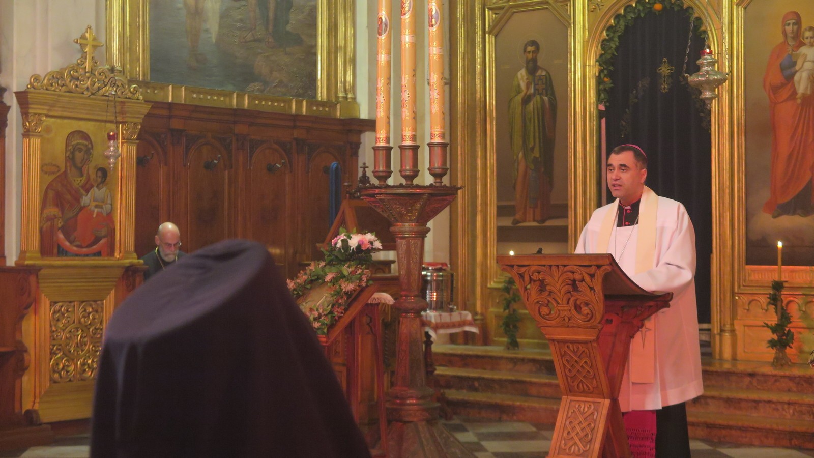 ZAJEDNIŠTVO U MOLITVI I DIJALOGU