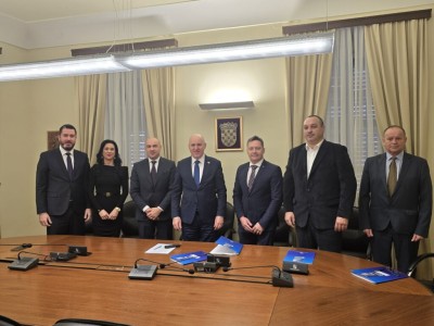 Potpisan ugovor za obnovu ambulante u Kuni Pelješkoj