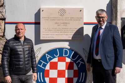 Marko Potrebica na otkrivanju spomen ploče Niku Nardelliju