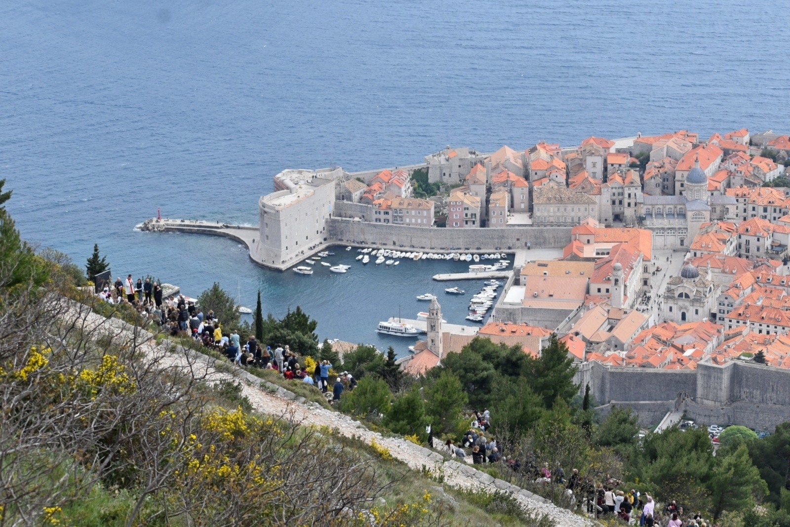 Korizmeni križni put padinama Srđa