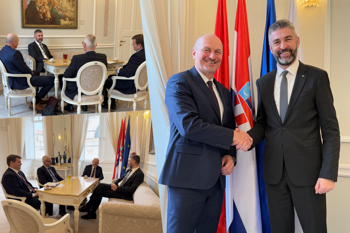 POSJET VELEPOSLANIKA