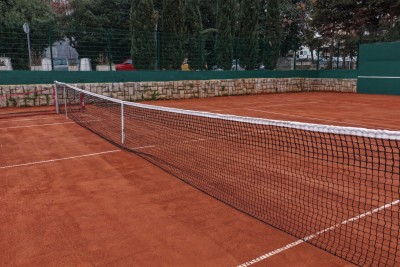 Završava obnova terena Tenis kluba Dubrovnik uoči WTA Dubrovnik Opena