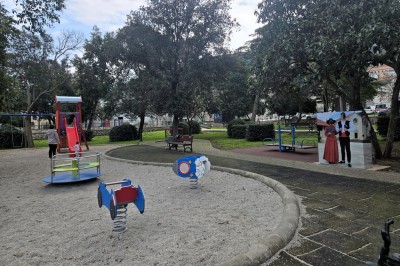 Završeno uređenje dječjeg parka u Blatu