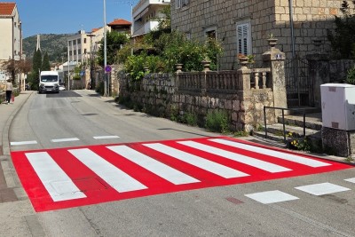 Obnovljeni pješački prijelazi u Ulici Andrije Hebranga
