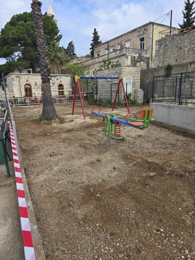 Obnova dječjeg igrališta na Lopudu započela