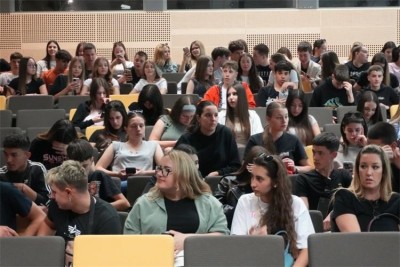 Javna tribina o vršnjačkom nasilju i ovisnostima održana u Dubrovniku