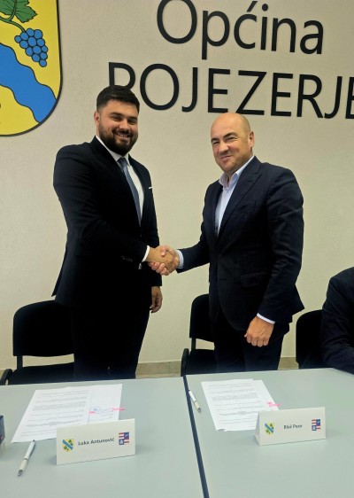 Župan Pezo potpisao ugovore o komunalnoj infrastrukturi