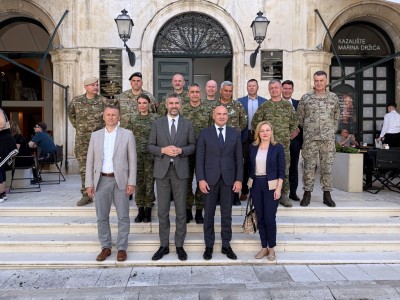 Polaznici Ratne škole posjetili gradonačelnika Frankovića
