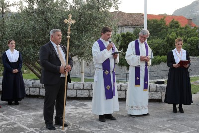 Svetom misom i polaganjem vijenaca obilježen Dan Općine Župa dubrovačka