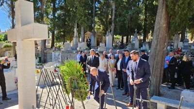 Položeni vijenci i zapaljene svijeće za Dan državnosti 2026.