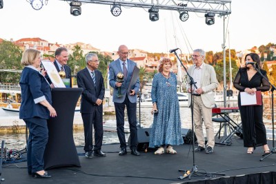 Cavtatu i Konavlima uručena Zlatna jabuka
