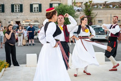 Cavtatu i Konavlima uručena Zlatna jabuka