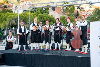 Cavtatu i Konavlima uručena Zlatna jabuka