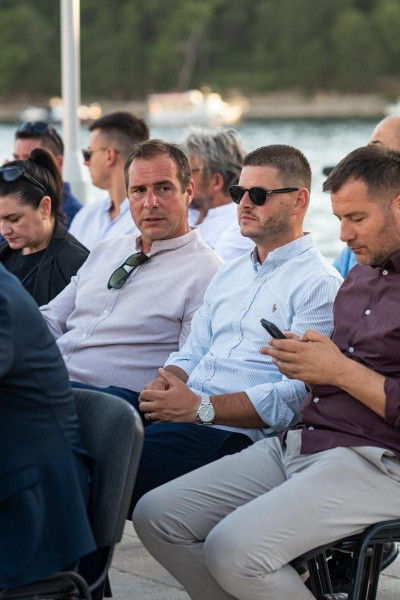 Cavtatu i Konavlima uručena Zlatna jabuka