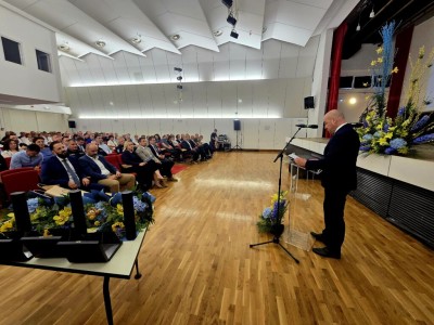 Župan Pezo istaknuo važnost zajedništva na Dan Grada Ploča