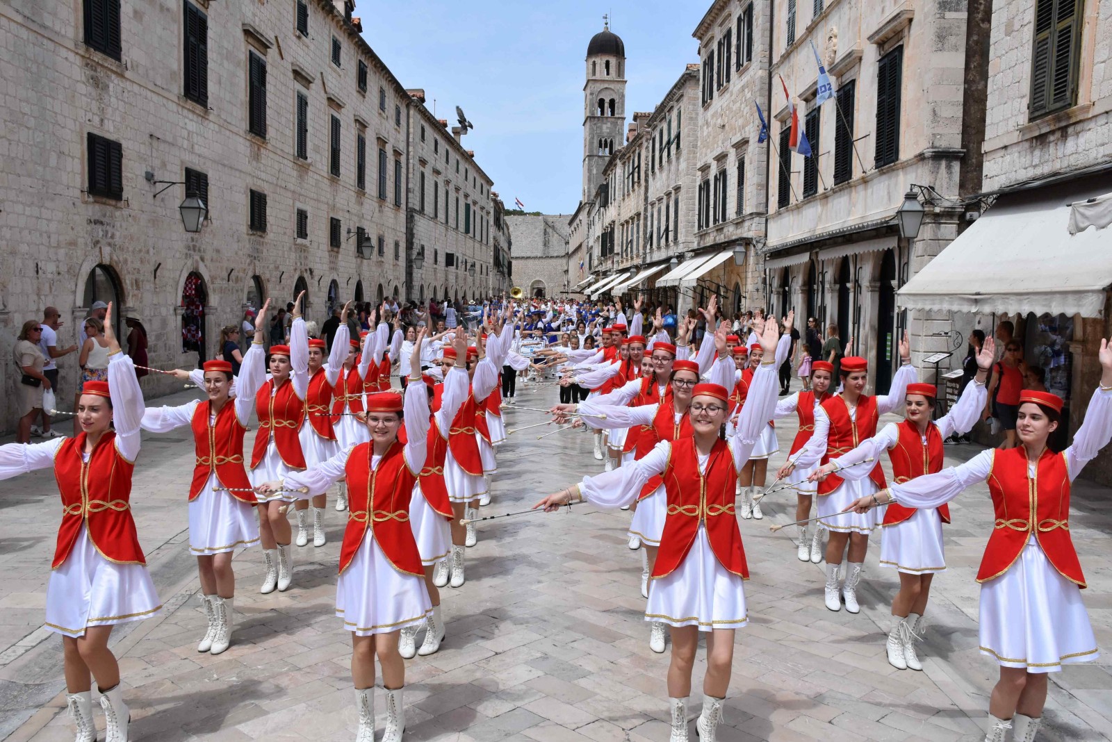 Dubrovnik ove subote pleše i pjeva: Smotra mažoretkinja i koncert Giuliana