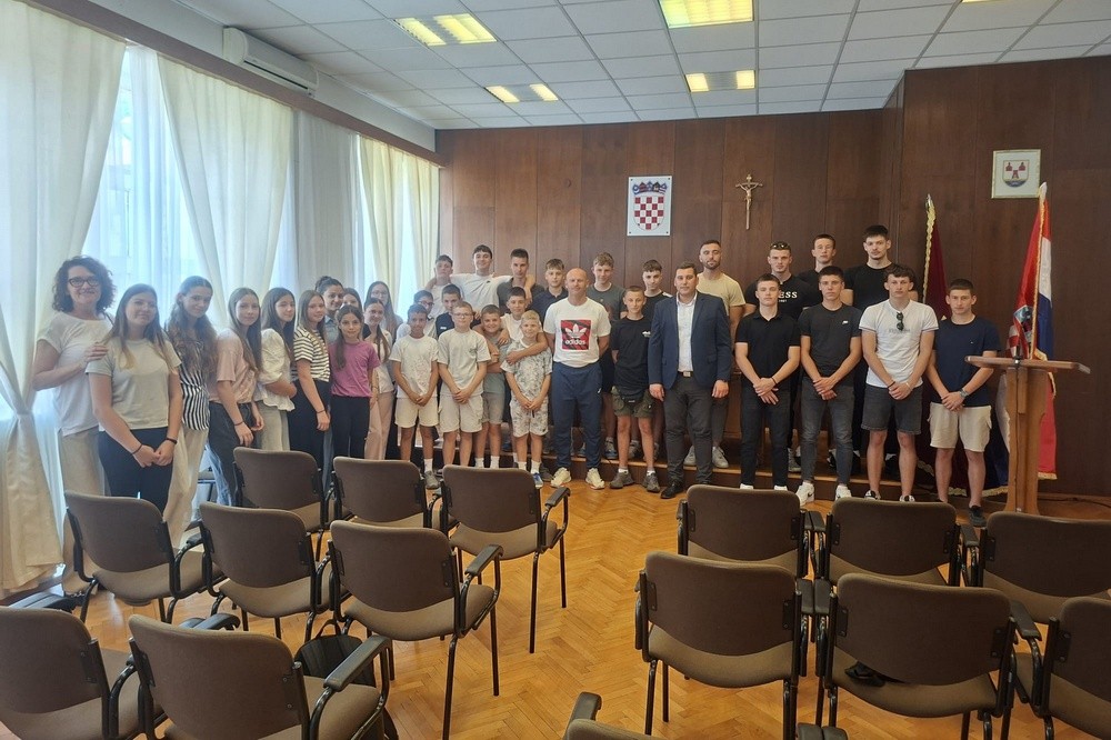 Načelnik Općine Blato ugostio mlade sportaše s izvanrednim rezultatima