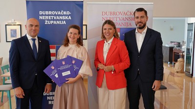 Uručeni ugovori vrijedni četiri milijuna eura u Smokvici
