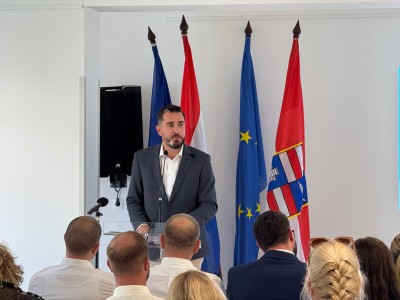 Uručena odluka o financiranju Inkluzivnog centra Korčula