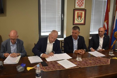Potpisani ugovori za cestovnu infrastrukturu u Konavlima vrijedni preko 2,3 milijuna eura