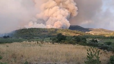 Zračne snage suzbijaju požar na Pelješcu