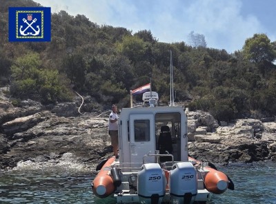 Motorna jahta potonula kod Čiova zbog požara