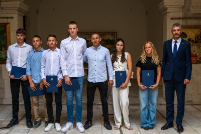 Dodijeljene godišnje nagrade Grada Dubrovnika za učenike i studente