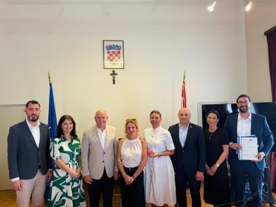 Župan potpisao ugovor za Inkluzivni centar Korčula