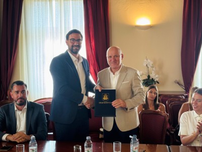 Župan potpisao ugovor za Inkluzivni centar Korčula