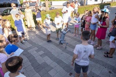 knjige-pod-stablima_ztk_30072026_vlevi-4669.jpg
