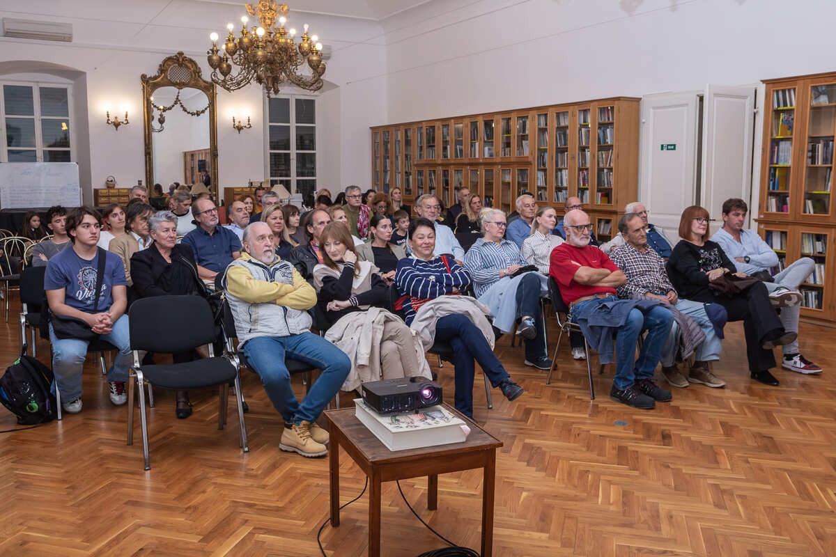 Ante Radonić u Narodnoj knjižnici Grad održao predavanje o najnovijim istraživanjima svemira