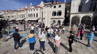 Dječji gradski vijećnici na prijemu u gradskoj upravi povodom Dječjeg tjedna 2026.