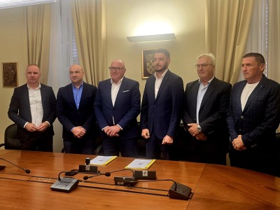 Kreće izgradnja pristana u luci Brijesta