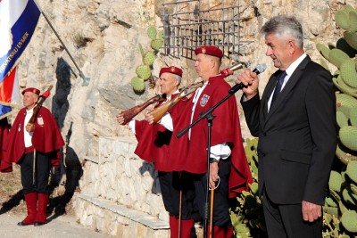 Položeni vijenci za konavoske domobrane na Orsuli