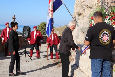 Položeni vijenci za konavoske domobrane na Orsuli