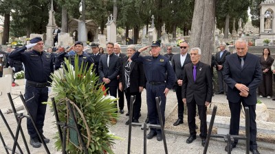 Položeni vijenci za poginule branitelje i civile