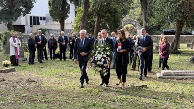 Položeni vijenci za poginule branitelje i civile