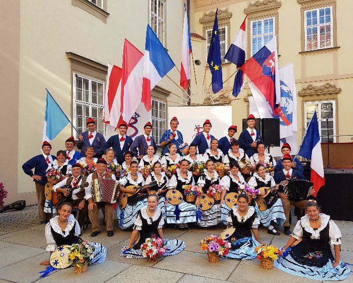 U četvrtak ispred crkve sv. Vlaha nastup francuske folklorne skupine