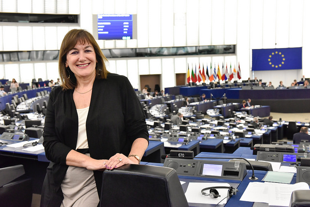 Dubravka Šuica intervenirala kod Europske komisije oko smetnji talijanskih odašiljača na hrvatskoj obali 